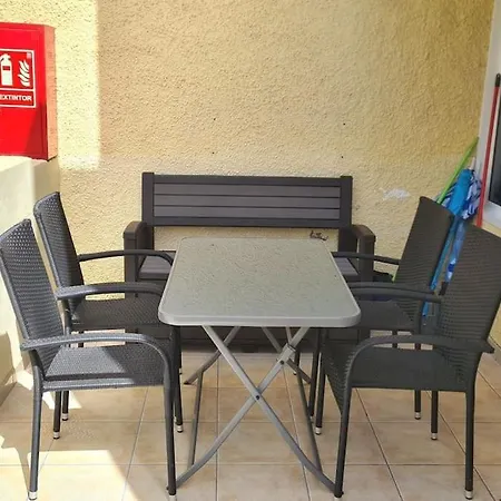 Gorgeous Bungalow With A Lovely Terrace Apartment