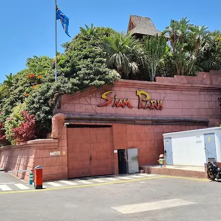 Gorgeous Bungalow With A Lovely Terrace * Playa de las Americas (Tenerife)