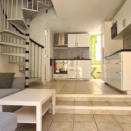 Gorgeous Bungalow With A Lovely Terrace Apartment *